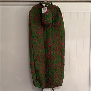 Buckhead Betties Brand New Travel Garment Bag with Matching Makeup Bag